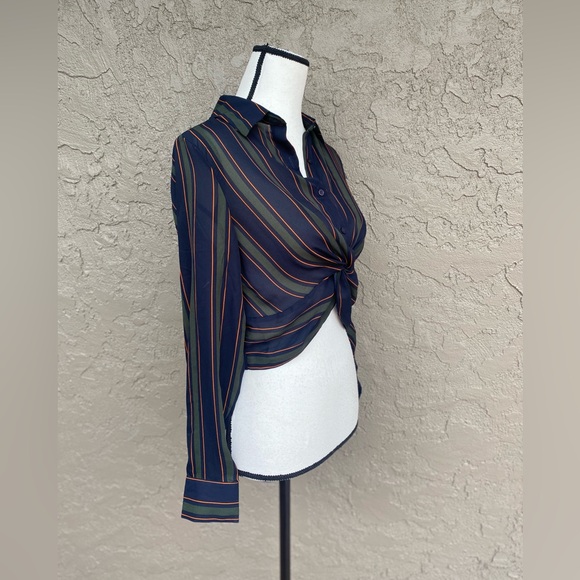 Striped crop top Blouse women’s size small S - Picture 5 of 11